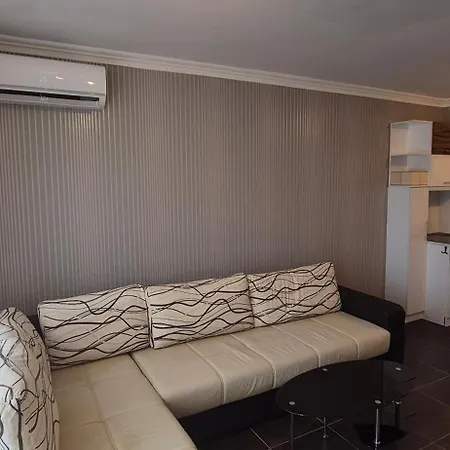 Апартаменти East Marina View Светий Влас