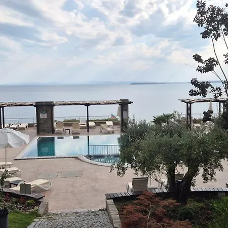 East Marina View דירה