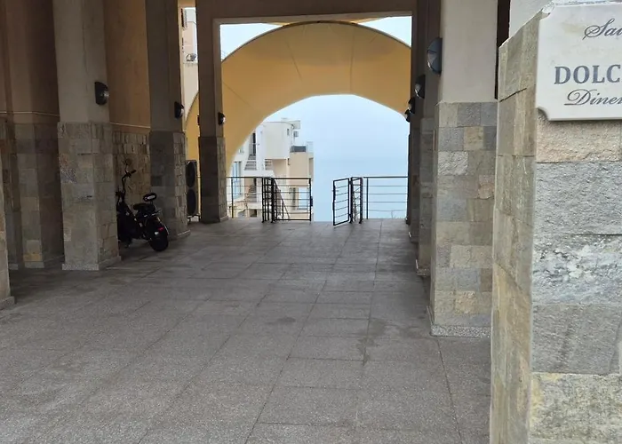 East Marina View Apartamento *